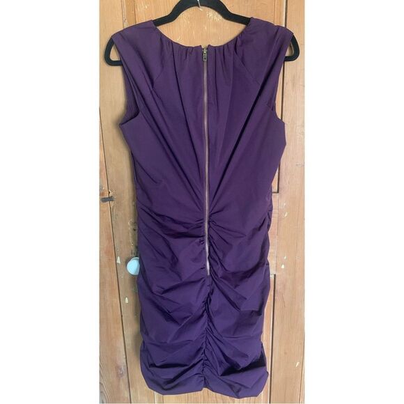 Diane Von Furstenberg Tulipan sleeveless plum ruched midi dress NWT - Picture 2 of 11